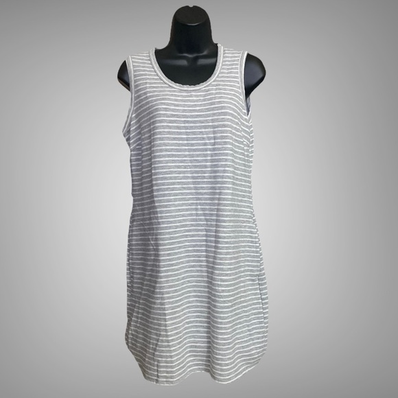 32 Degrees Cool Dress - Picture 1 of 5